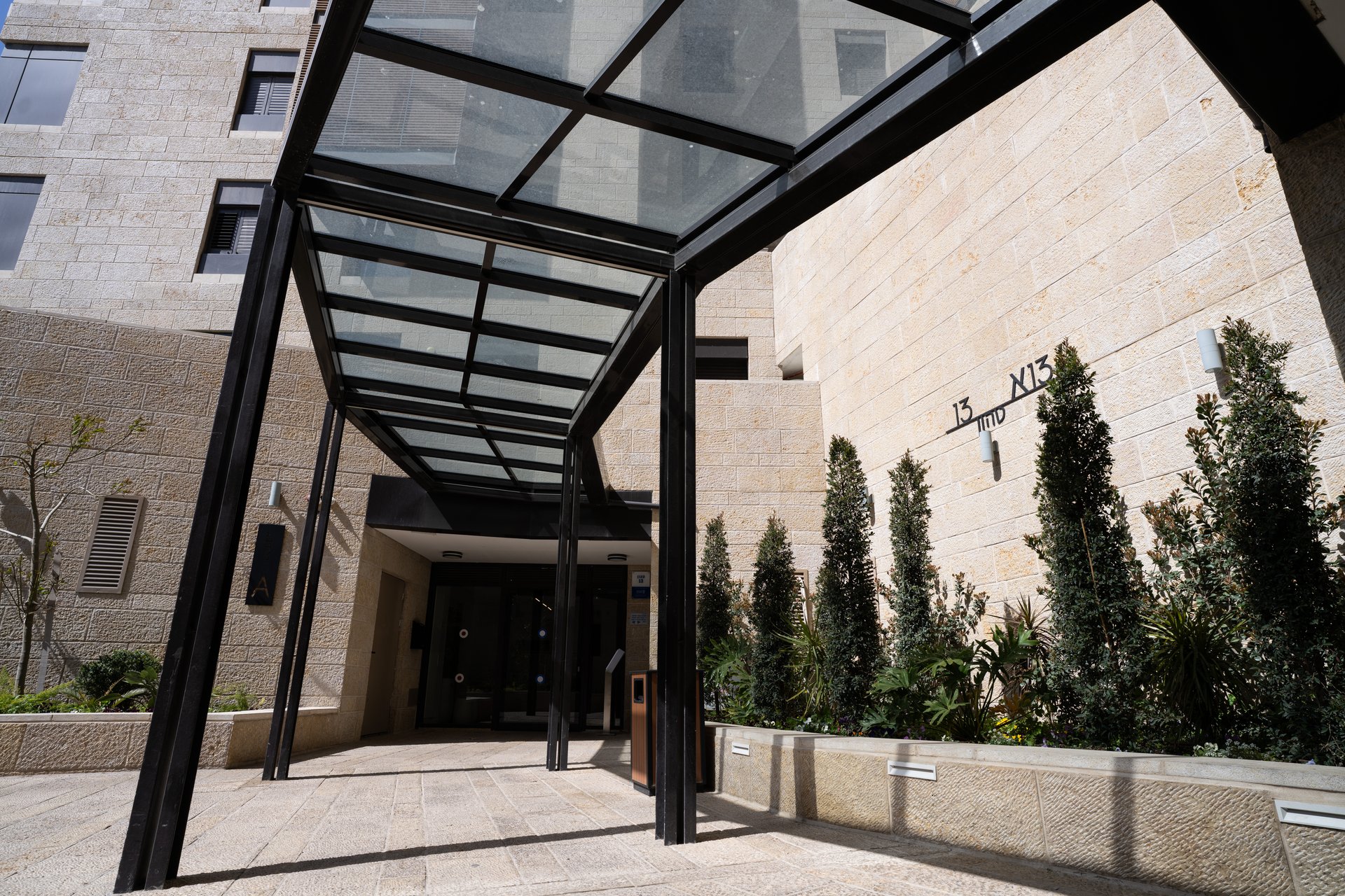 סקיילייט קבוע — חד ודו שיפועי